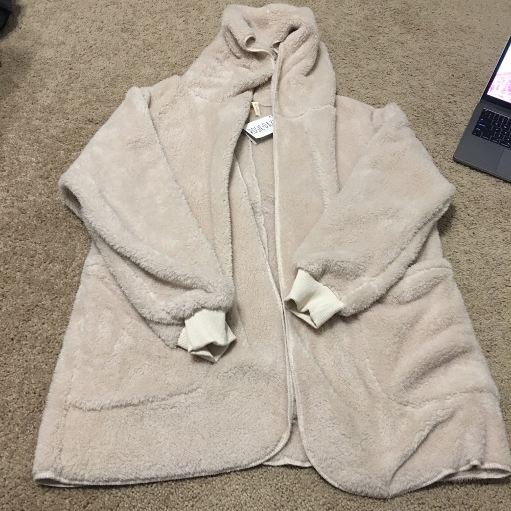 Fluffy cardigan
